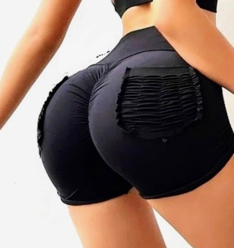 Short Pola con bolsillos y push up Negro