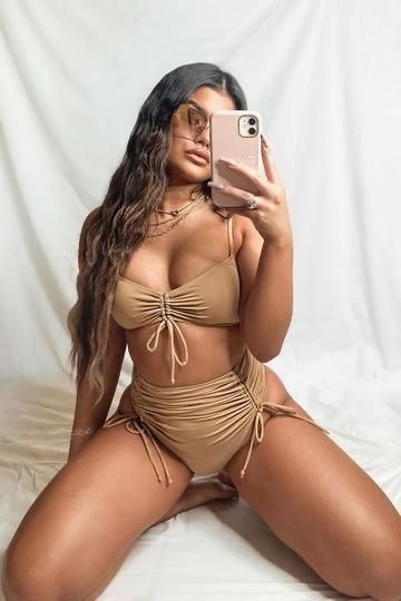 Bikini Serena tiro alto